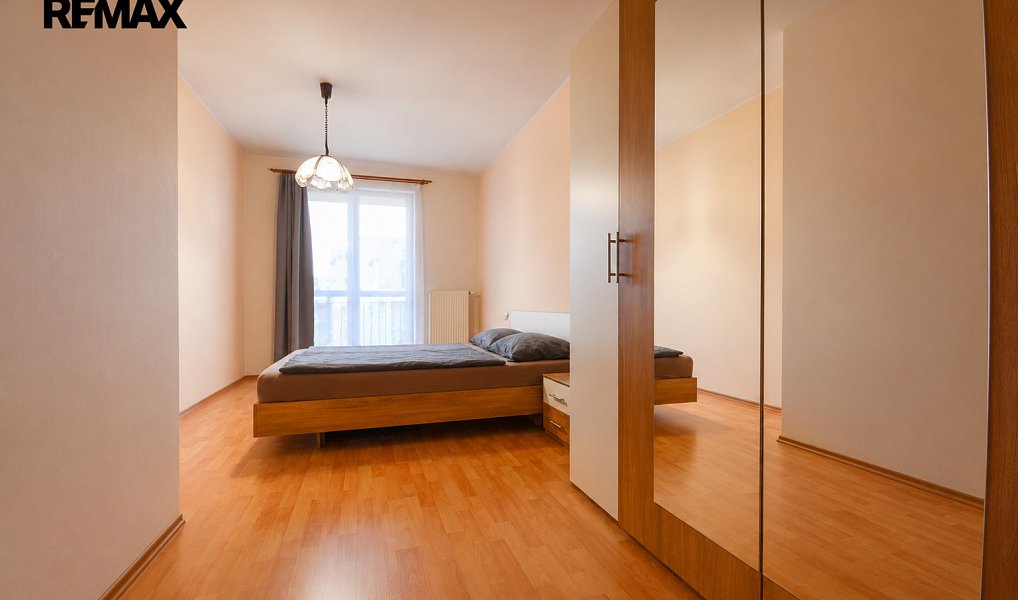 Pronájem bytu 2+kk 70 m², Hradec Králové – náhled fotky 8