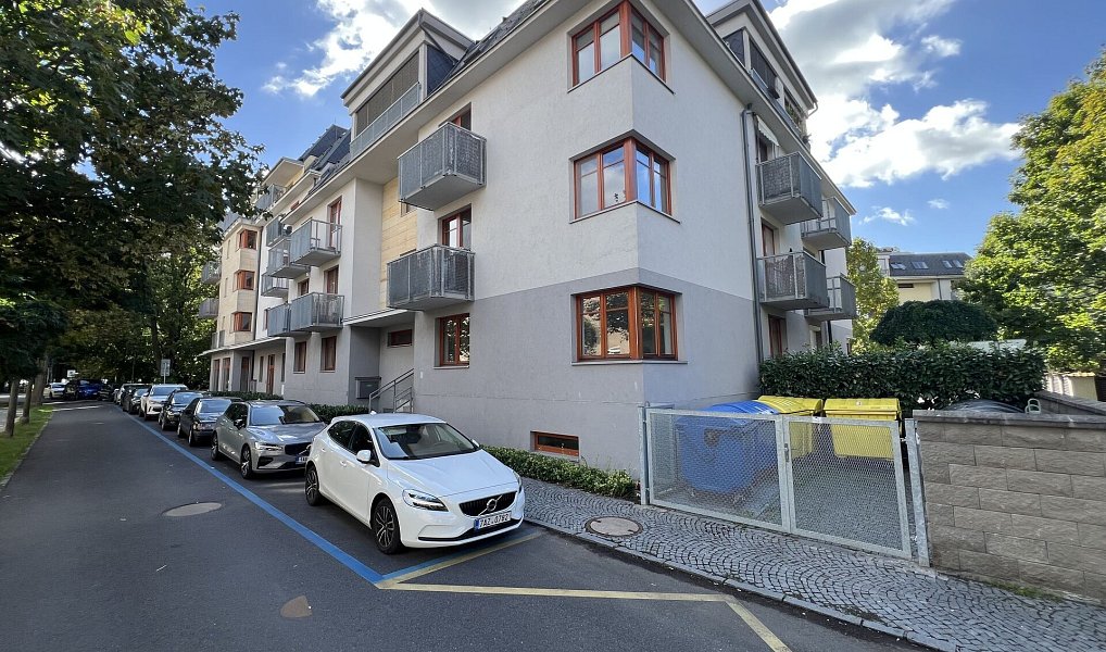 Prodej bytu 3+kk 101 m², Poděbrady – náhled fotky 17