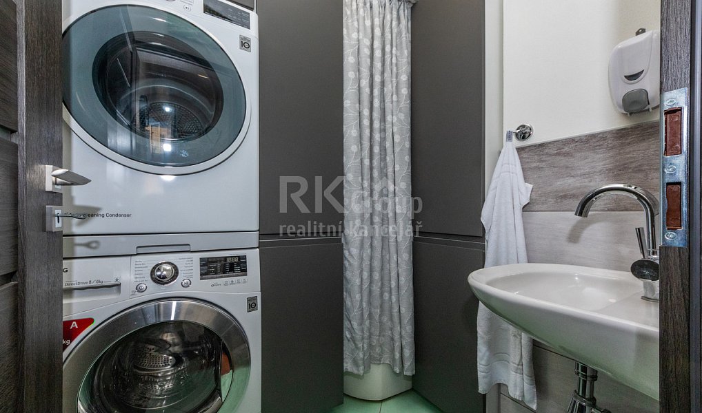 Prodej domu 139 m² s pozemkem 210 m², Praha – náhled fotky 20
