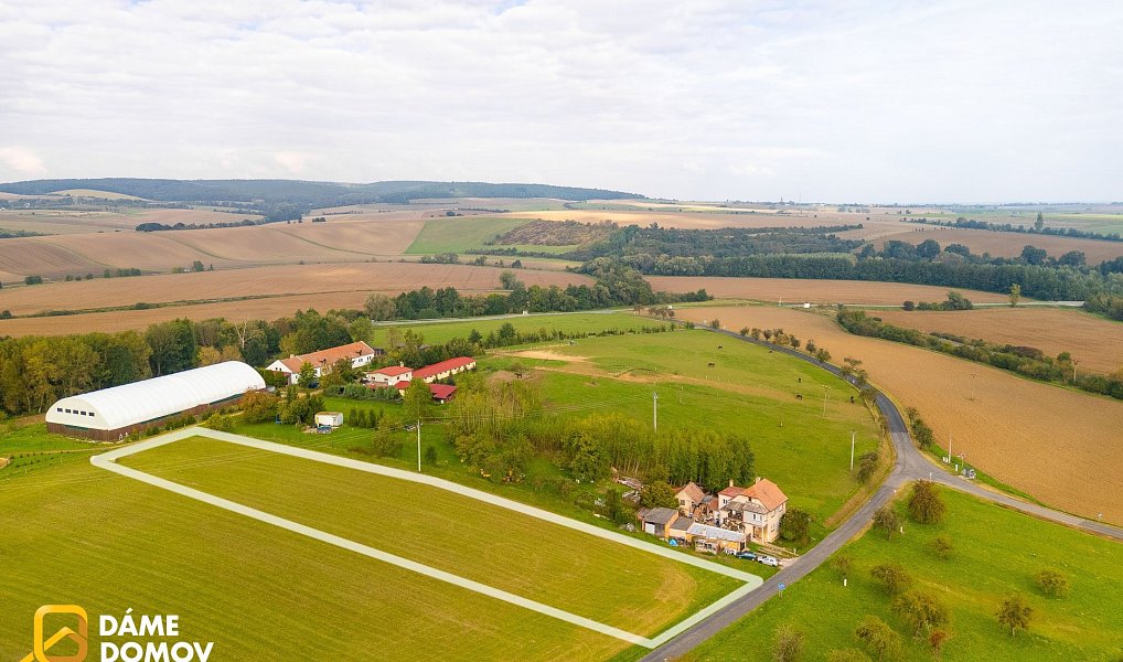 Prodej stavebního pozemku 3 050 m², Soběsuky – náhled fotky 4
