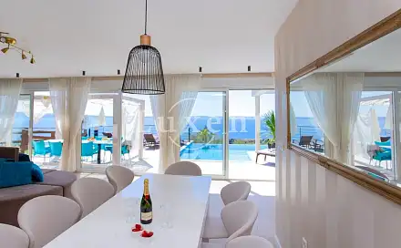 Prodej domu 440 m² s pozemkem 3 122 m², Split, Chorvatsko