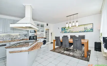 Prodej bytu 3+1 149 m², Lumiérů, Praha 5 - Hlubočepy