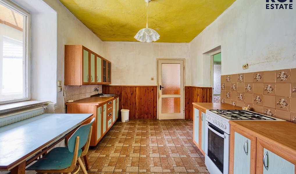 Prodej domu 155 m² s pozemkem 2 254 m², Žabčice – náhled fotky 12