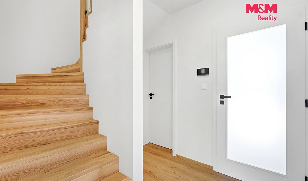 Prodej domu 118 m² s pozemkem 330 m², Nespeky – náhled fotky 8