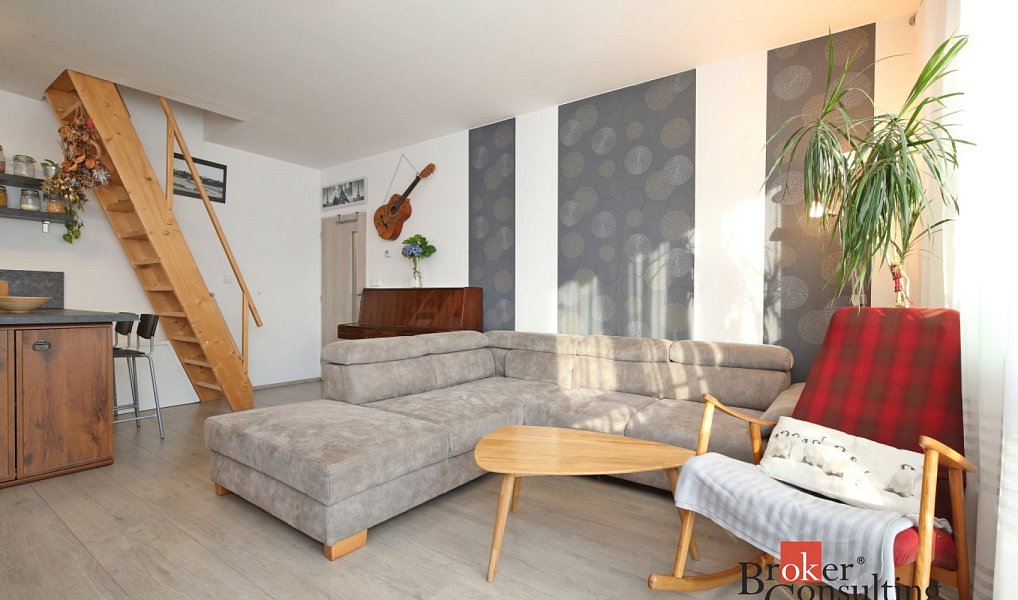 Prodej bytu 3+kk 74 m², Jinočany – náhled fotky 16