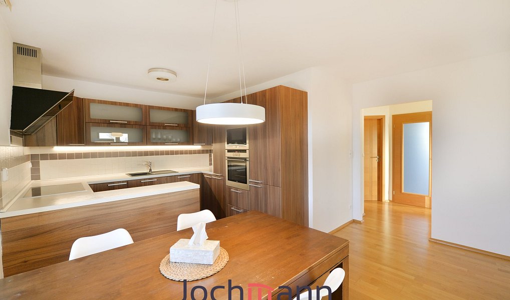 Pronájem domu 131 m² s pozemkem 1 014 m², Pištín – náhled fotky 2