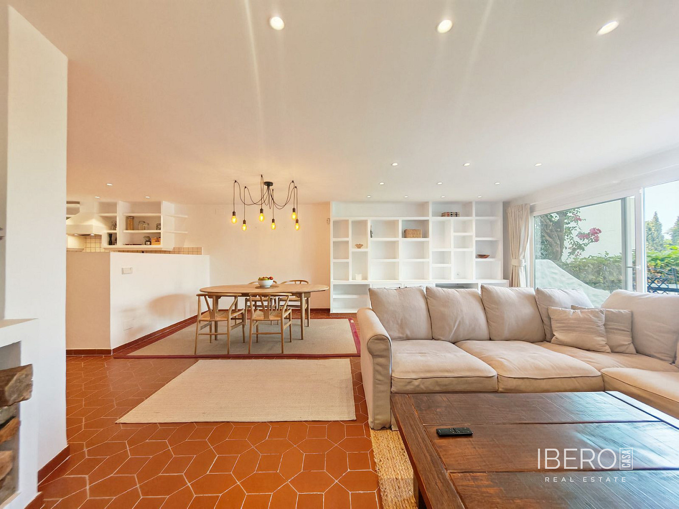 Casa 5+kk – Altos de los Monteros - Més
