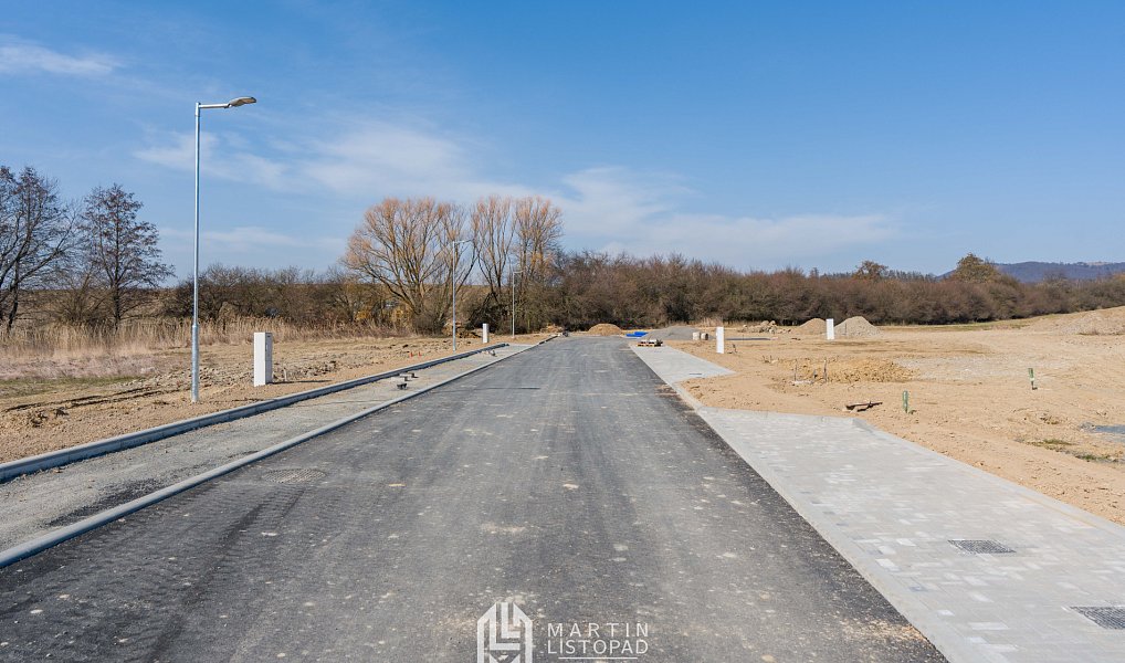 Prodej stavebního pozemku 729 m², Komárov – náhled fotky 12