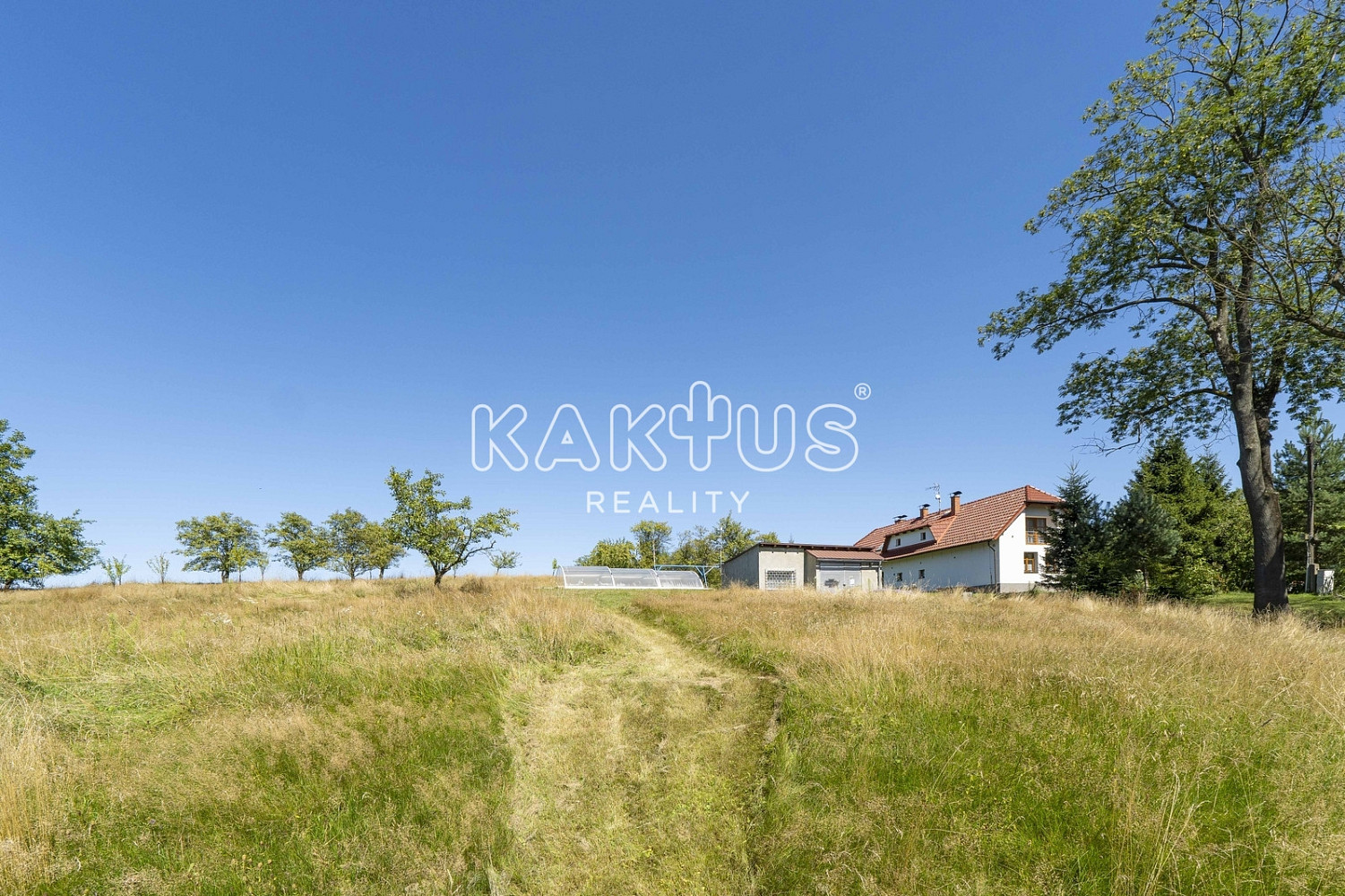 Prodej stavebního pozemku 1 400 m²