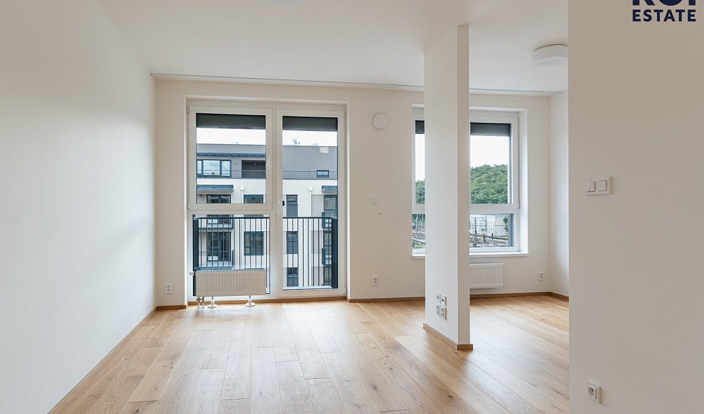 Pronájem bytu 1+kk 36 m², Kralupy nad Vltavou – náhled fotky 3