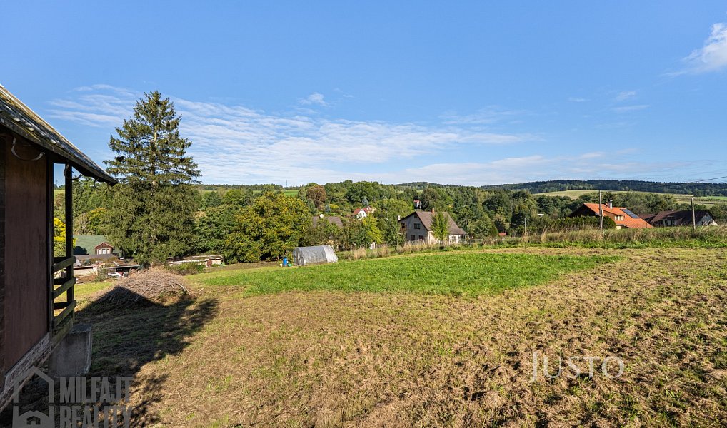 Prodej stavebního pozemku 1 545 m², Nová Ves – náhled fotky 2