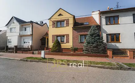 Prodej domu 182 m² s pozemkem 640 m², Veselí nad Moravou, okres Hodonín