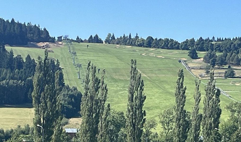 Prodej stavebního pozemku 1 506 m², Jeřmanice – náhled fotky 9
