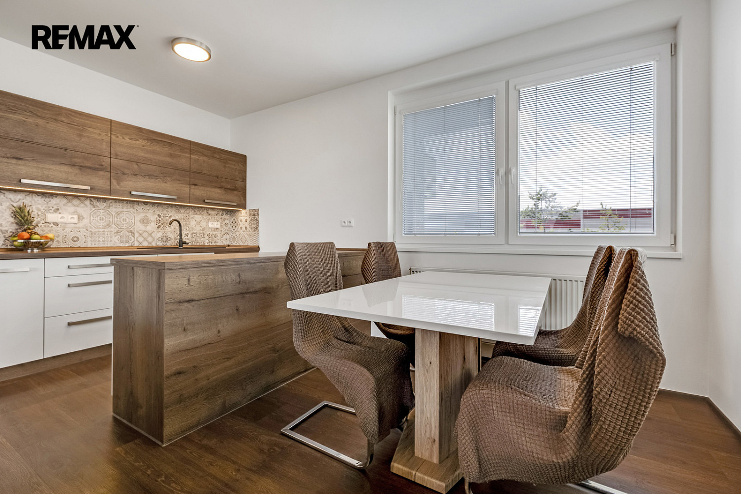 Prodej bytu 4+kk 107 m² — photo 3
