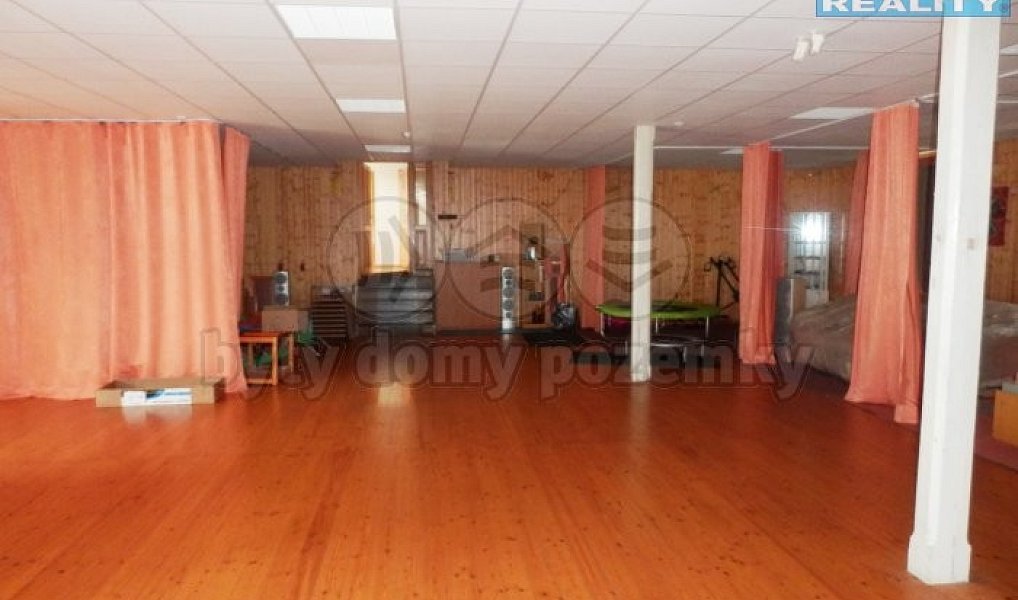 Prodej obchodních prostor 1 146 m², Kraslice – náhled fotky 18
