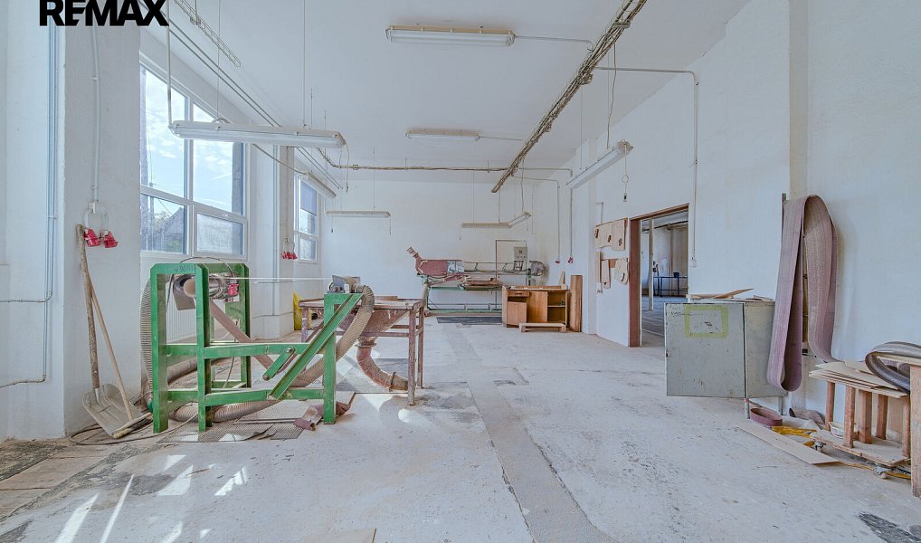 Pronájem skladovacích prostor 430 m², Luby – náhled fotky 4