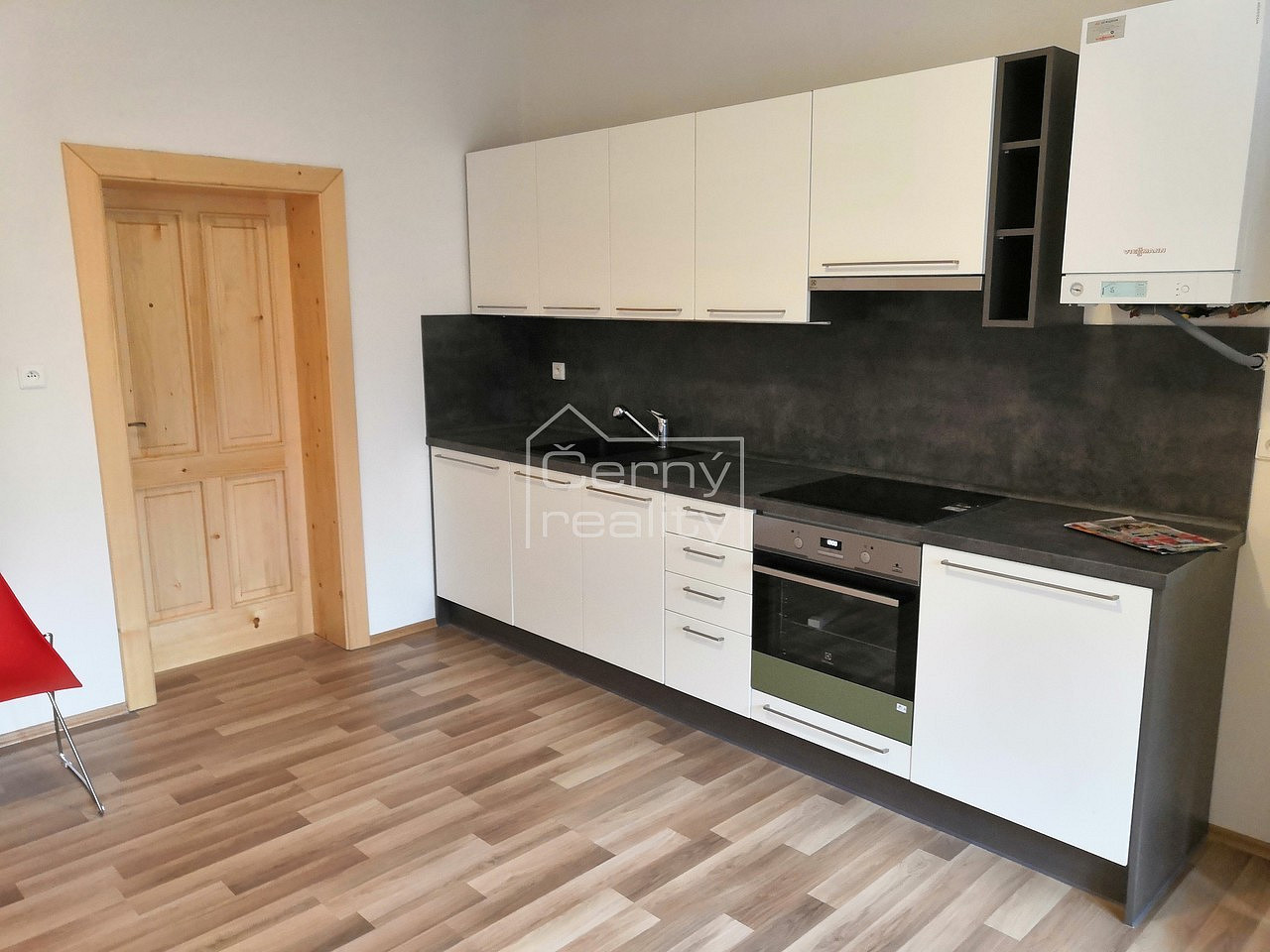 Pronájem bytu 2+kk 46 m²