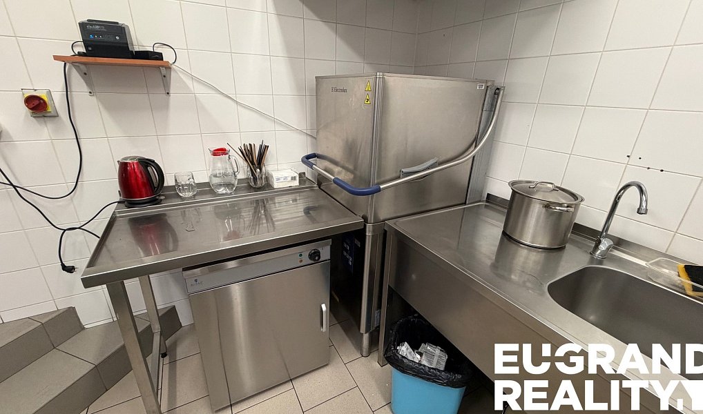 Prodej restaurace 600 m², Dolní Poustevna – náhled fotky 27