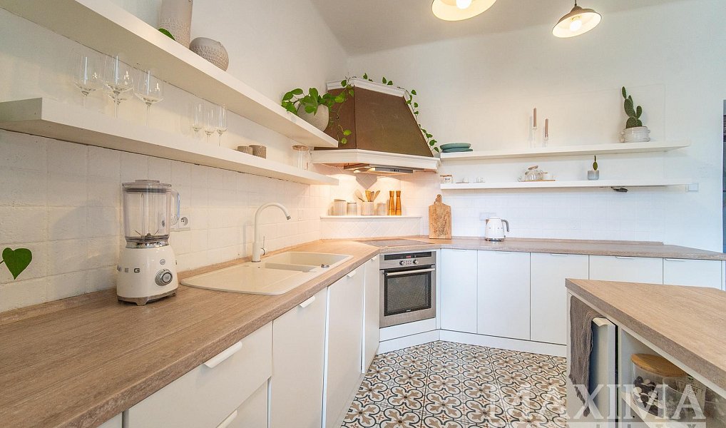 Prodej bytu 3+1 136 m², Praha – náhled fotky 3