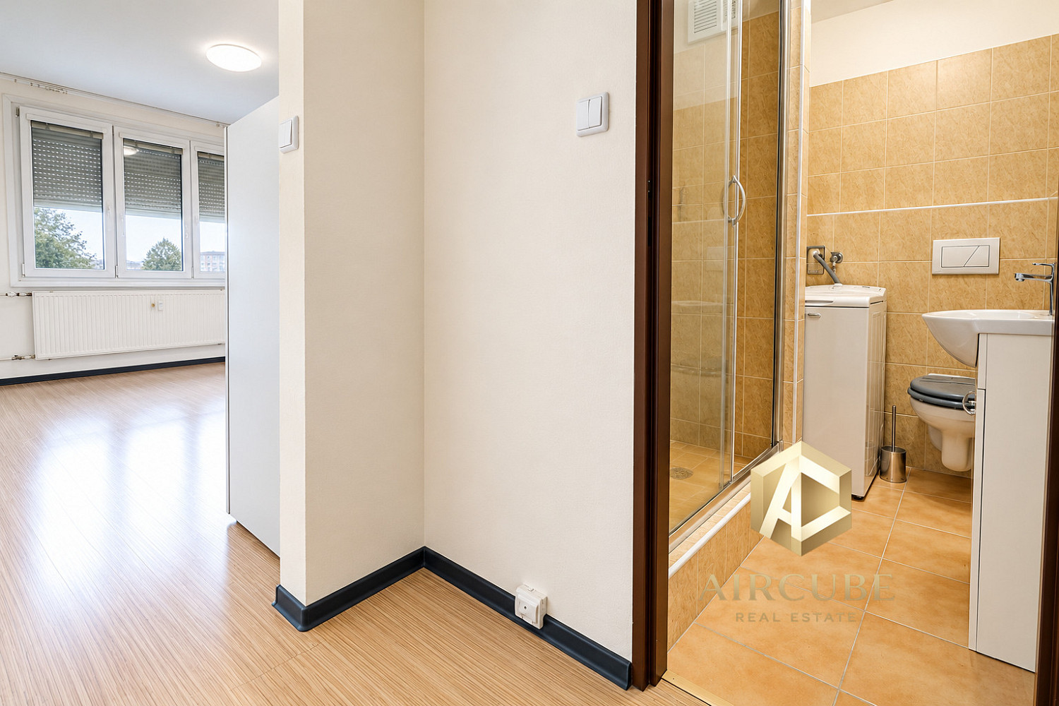 Pronájem bytu 2+kk 42 m² – fotografie 4