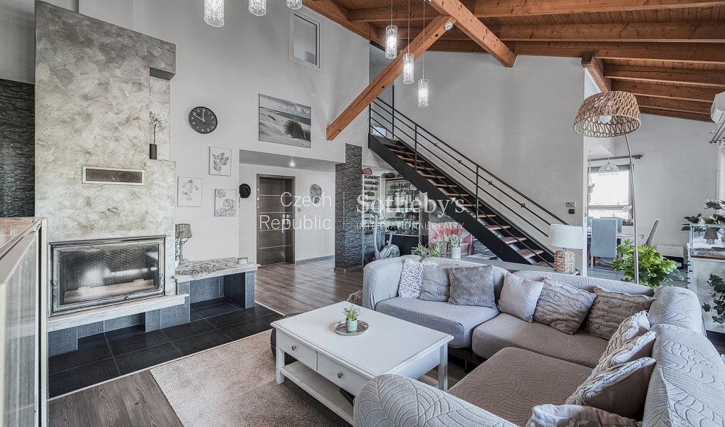 Prodej domu 422 m² s pozemkem 3 263 m², Beroun – náhled fotky 9