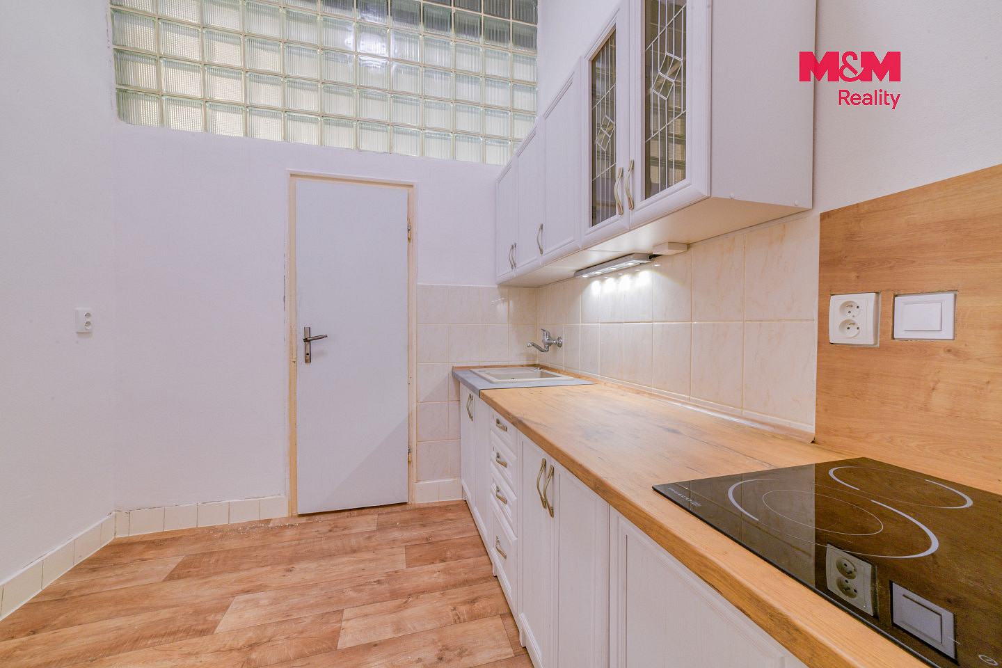 Pronájem bytu 1+kk 33 m² – fotografie 5