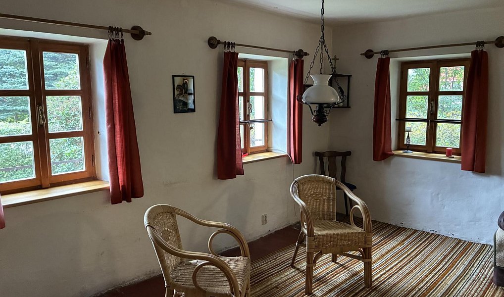 Prodej chaty/chalupy 276 m² s pozemkem 1 180 m², Růžová – náhled fotky 8