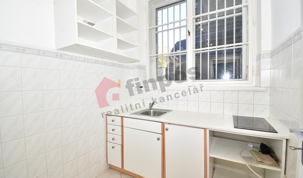 Pronájem kanceláře 136 m², Praha – náhled fotky 16