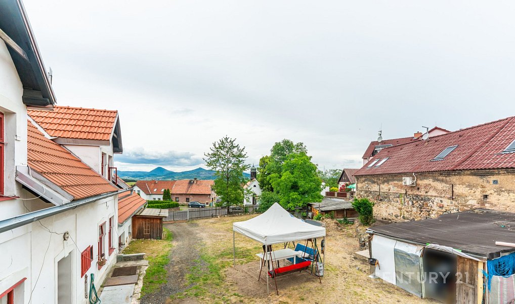 Prodej domu 153 m² s pozemkem 1 100 m², Kamýk – náhled fotky 3