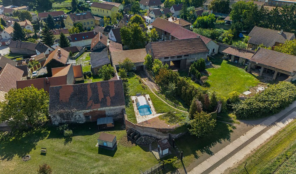 Prodej rodinného domu, 160 m², Praha-západ, Holubice