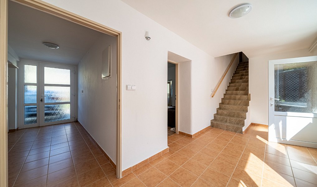 Pronájem domu 175 m² s pozemkem 483 m², Uherské Hradiště – náhled fotky 24