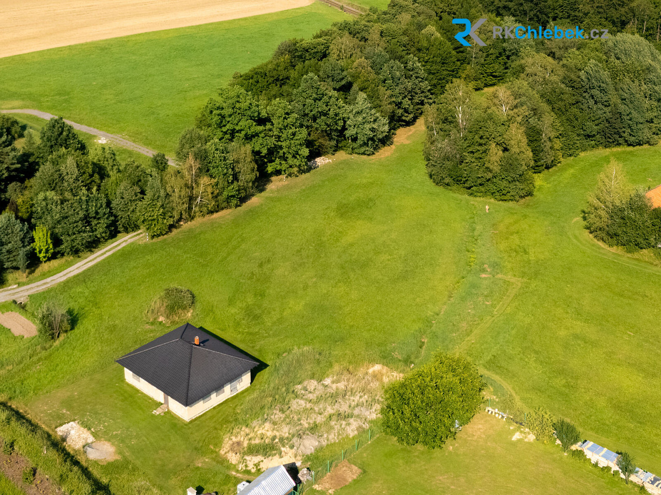 Prodej stavebního pozemku 2 197 m² – fotografie 5