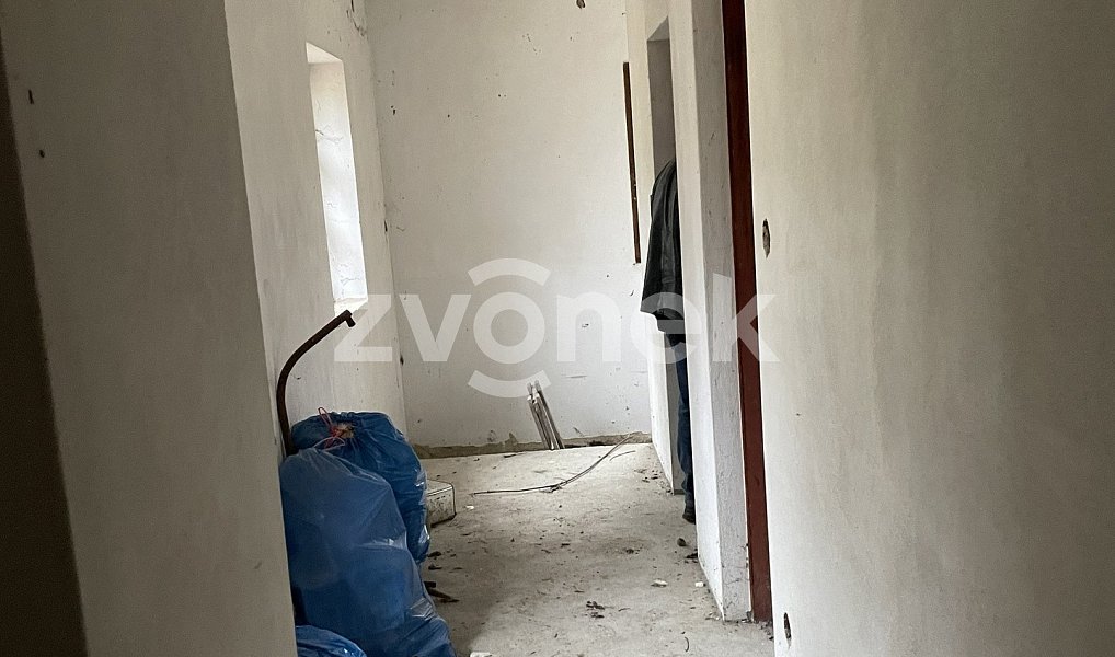 Prodej komerčního objektu (jiného typu) 220 m², Halenkovice – náhled fotky 8