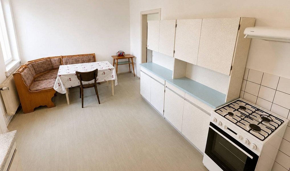 Prodej domu 180 m² s pozemkem 836 m², Kokory – náhled fotky 5