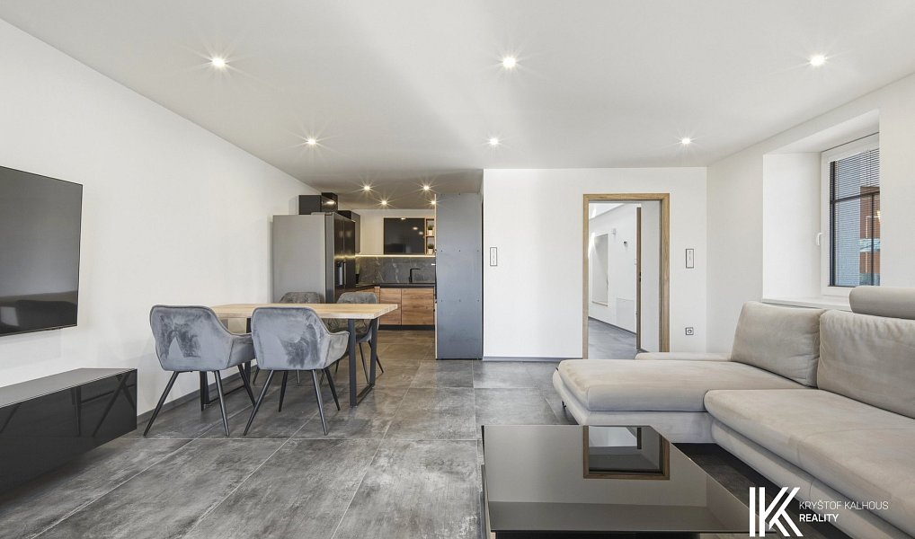 Prodej domu 205 m² s pozemkem 368 m², Třebnouševes – náhled fotky 4