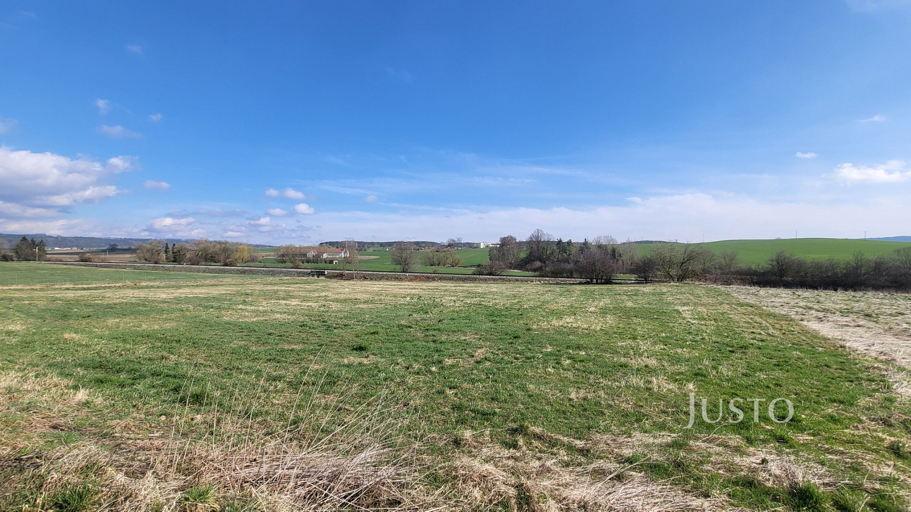 Prodej stavebního pozemku 1 889 m² – fotografie 4