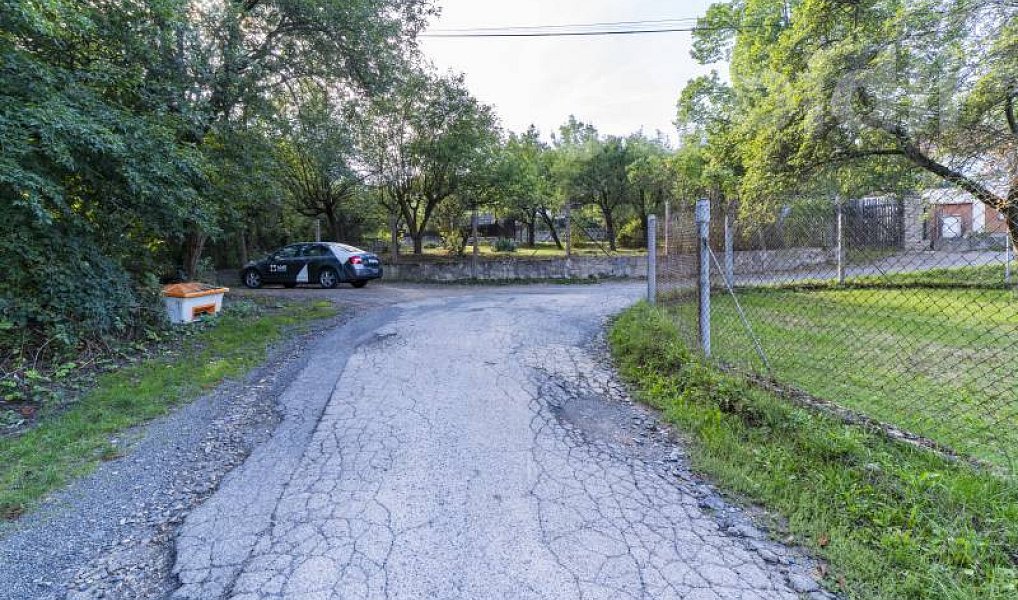 Prodej stavebního pozemku 1 552 m², Davle – náhled fotky 18
