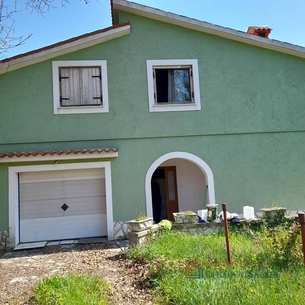 Prodej domu 200 m² s pozemkem 1 008 m² - Vista 3