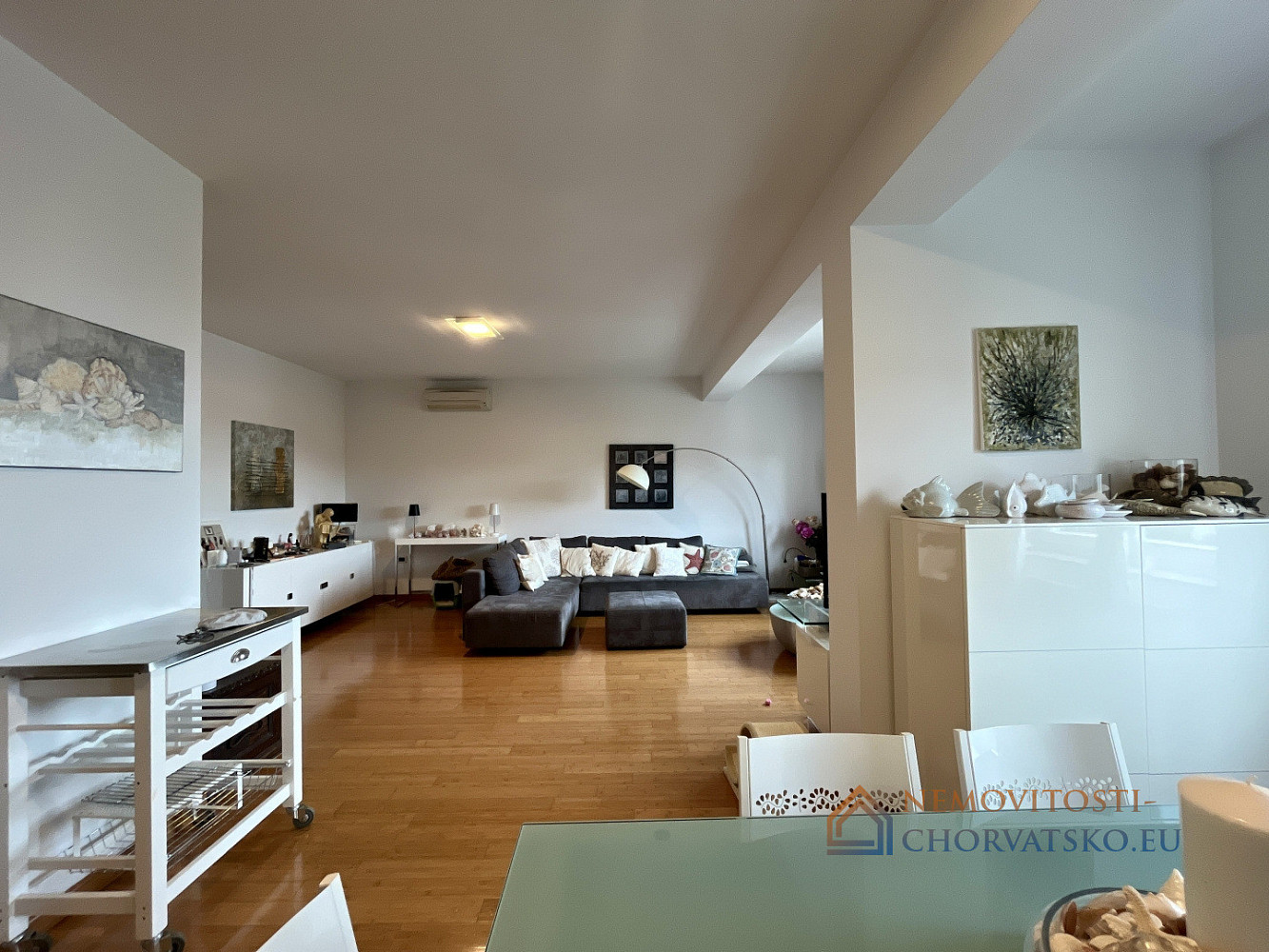 Prodej bytu 2+kk 91 m² - Widok 3
