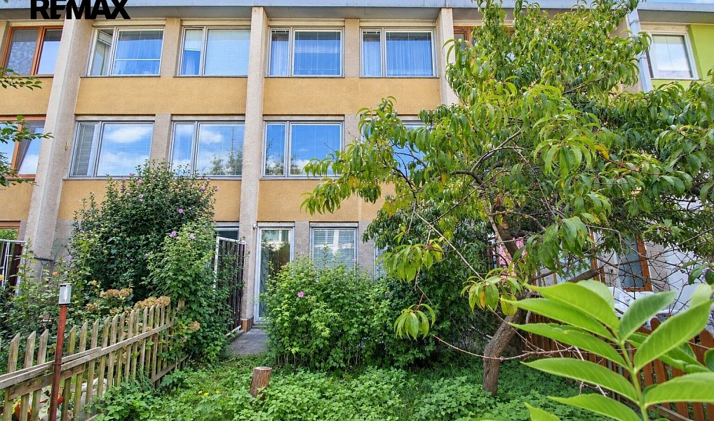 Prodej domu 145 m² s pozemkem 120 m², Praha – náhled fotky 32
