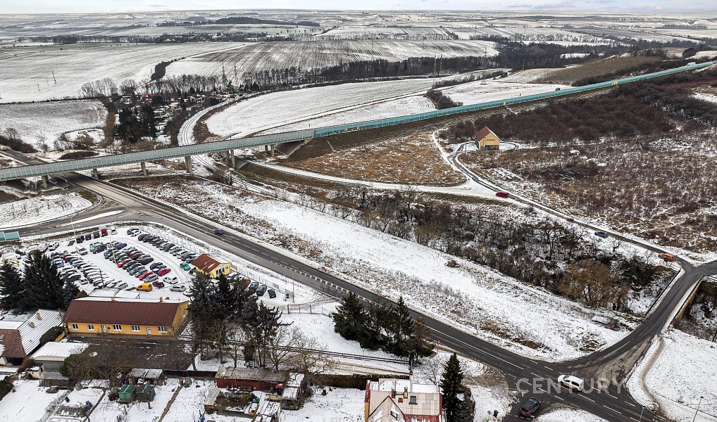 Pronájem stavebního pozemku 5 003 m², Slaný – náhled fotky 11
