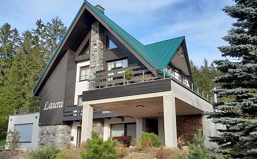 Prodej domu 635 m² s pozemkem 1 099 m², Benecko, okres Semily