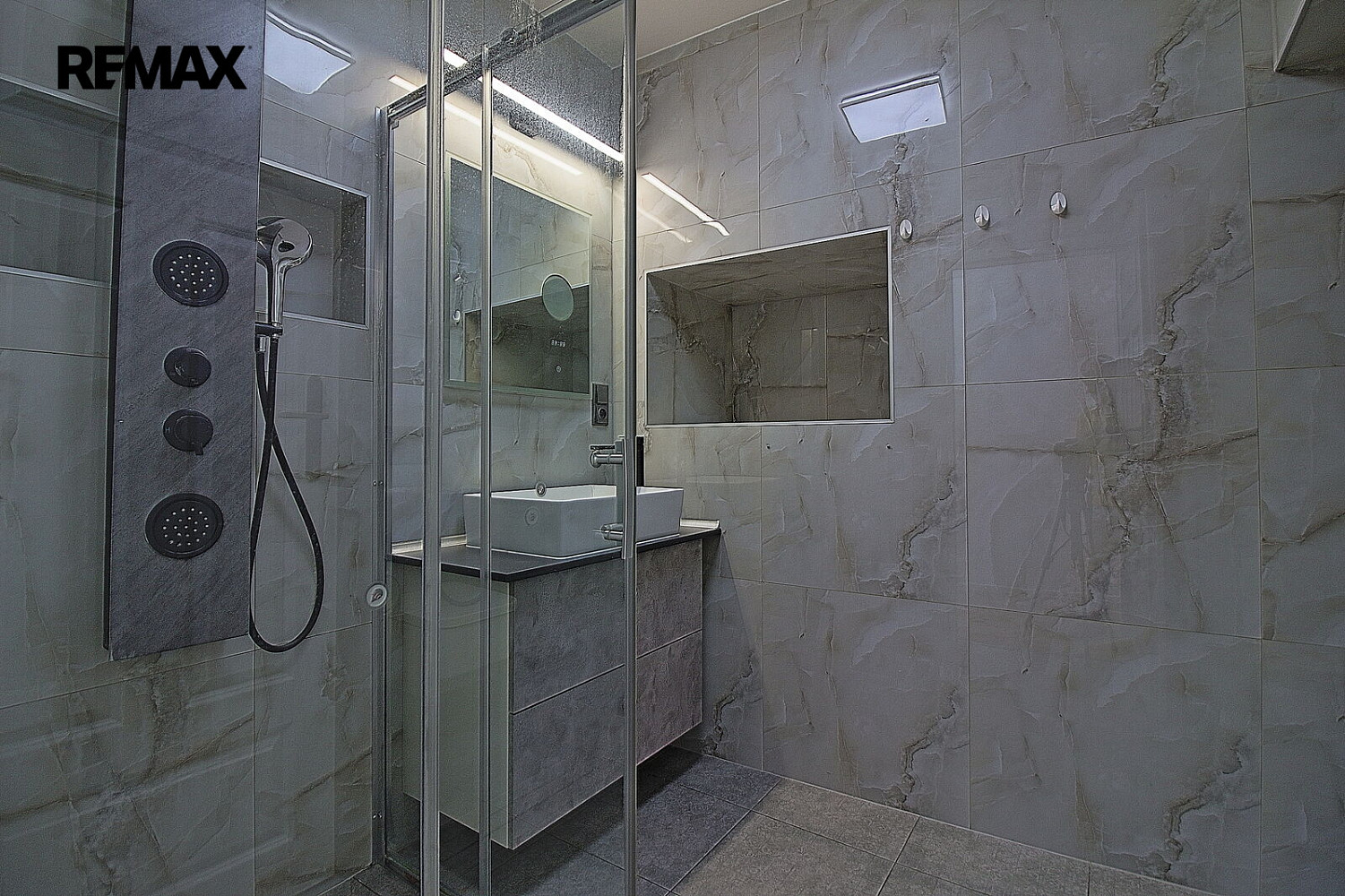 Prodej domu 141 m² s pozemkem 100 m² – fotografie 5