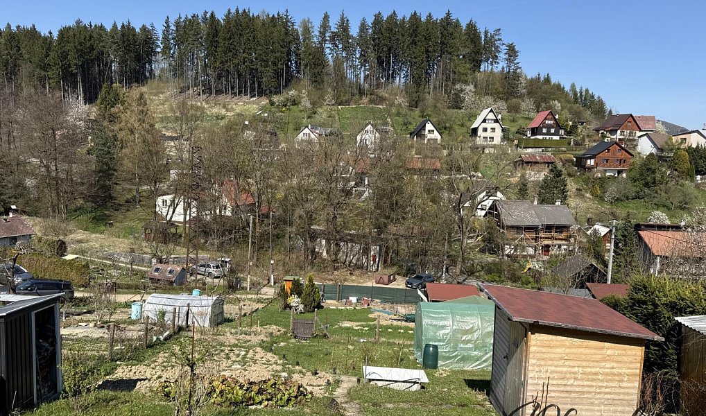 Prodej chaty/chalupy 357 m² s pozemkem 357 m², Vsetín – náhled fotky 27