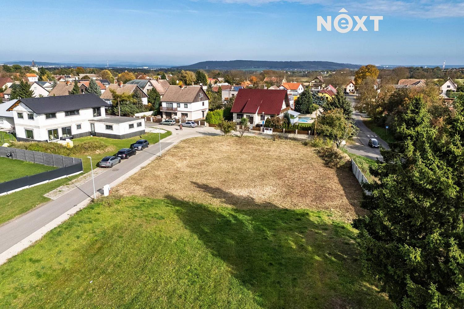 Prodej stavebního pozemku 1 037 m² – fotografie 2