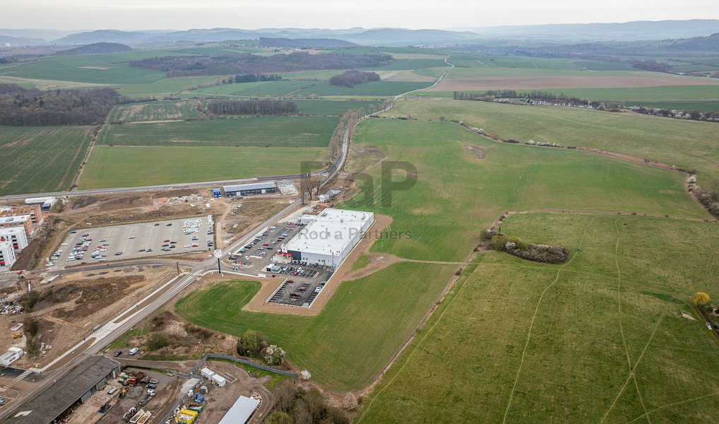 Prodej komerčního pozemku 9 478 m², Hořovice – náhled fotky 14