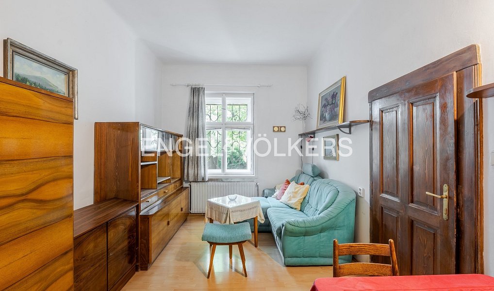 Pronájem domu 196 m² s pozemkem 382 m², Praha – náhled fotky 12