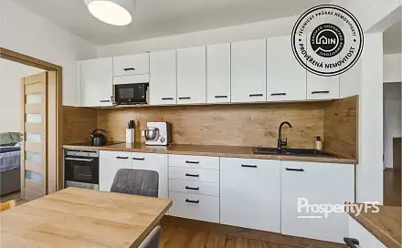 Prodej bytu 3+1 65 m², Dlouhá, Česká Lípa