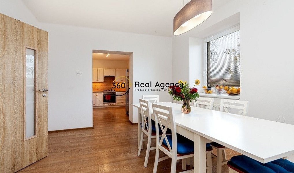 Prodej domu 299 m² s pozemkem 1 977 m², Lužec nad Cidlinou – náhled fotky 11