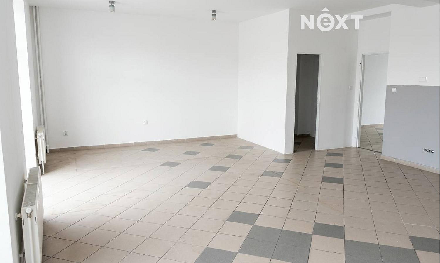 Pronájem obchodních prostor 100 m² — photo 2